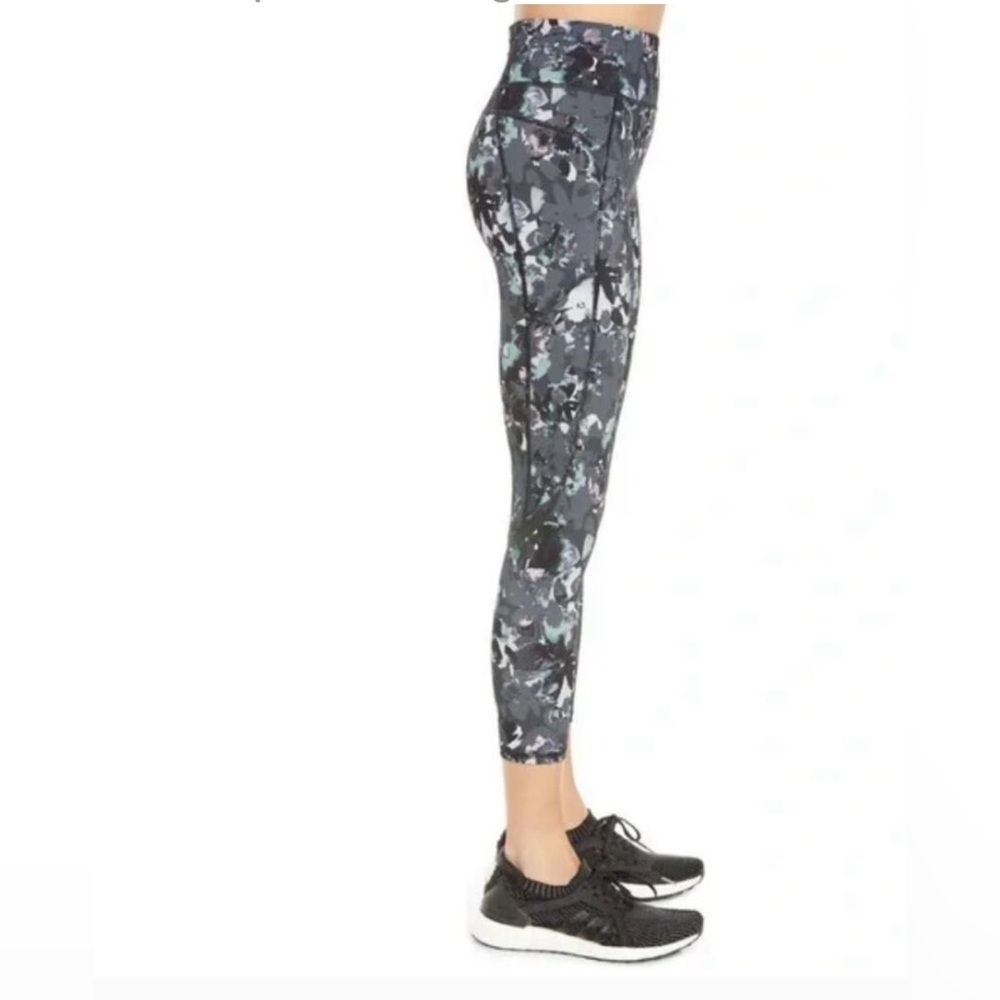 Sweaty Betty Zero Gravity 7/8 Length Leggings, XS, Slate Grey Nourish Print